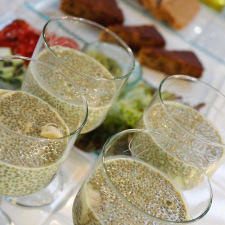 Ecoverode Hotel Emblematico Vegetariano Vegano Арона Екстер'єр фото
